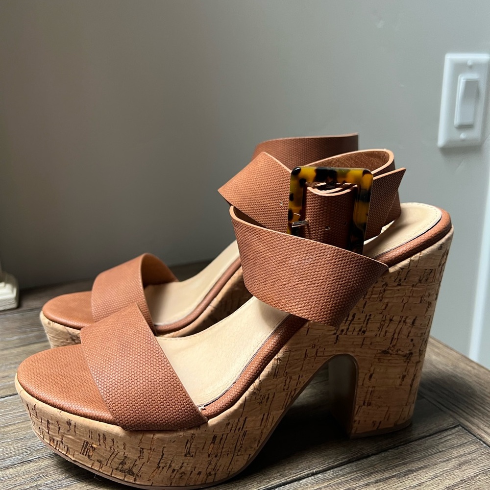Mi.iM Tan Platform Heels with Tortoise Buckle